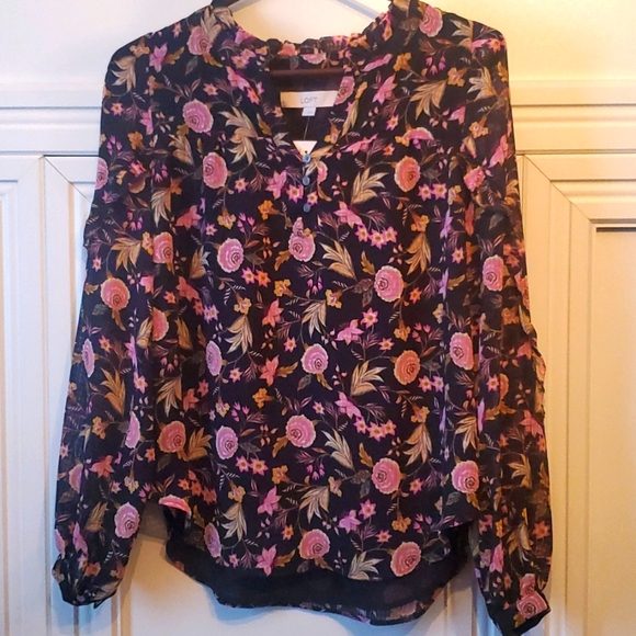 LOFT NEW Floral Ruffle Sleeve Blouse Size SMALL S - Picture 3 of 7